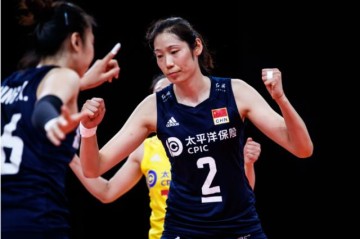 六主力驰援中国女排世联赛三连胜 一传有显著改善